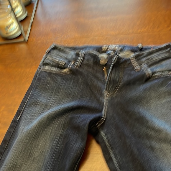 Silver Jeans - Picture 2 of 5